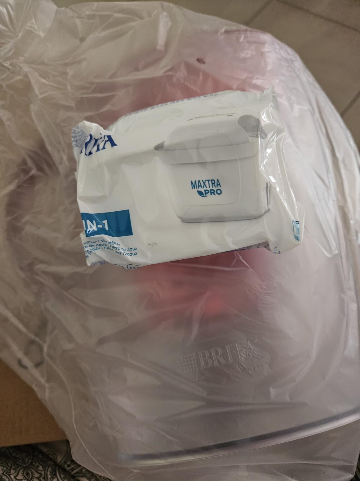 Brita Marella Tischwasserfilter-Kanne mit 1x Pure Performance Chlor-Filter