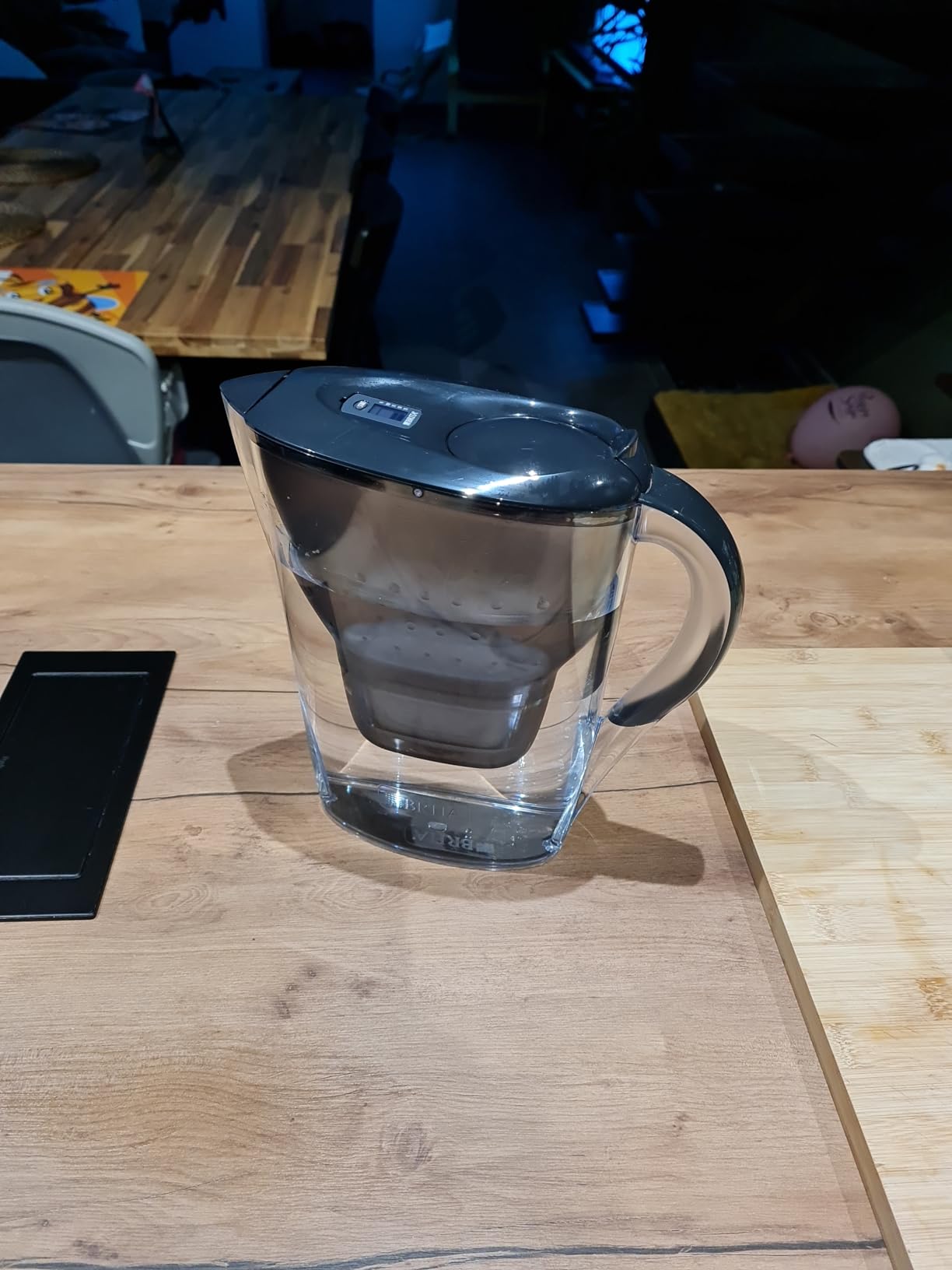 Brita Marella Tischwasserfilter-Kanne mit 1x Pure Performance Chlor-Filter