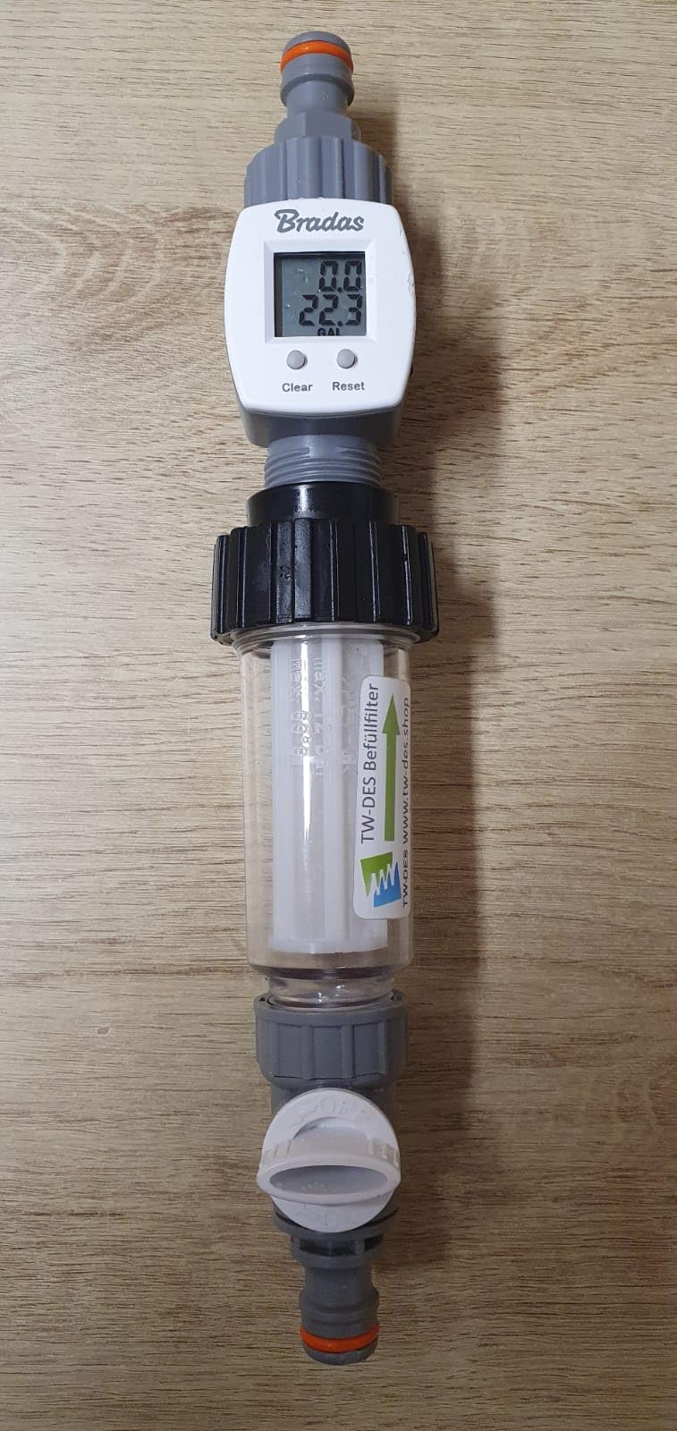 TW-DES Wasserkoffer Befüllfilter mit Wasseruhr Gardena-Anschluss