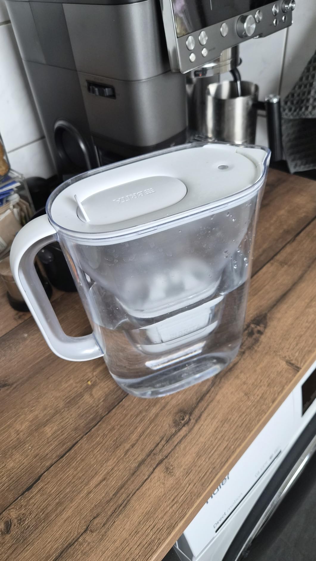 BRITA Tischwasserfilter Style Essential Sand Pure Performance Kanne