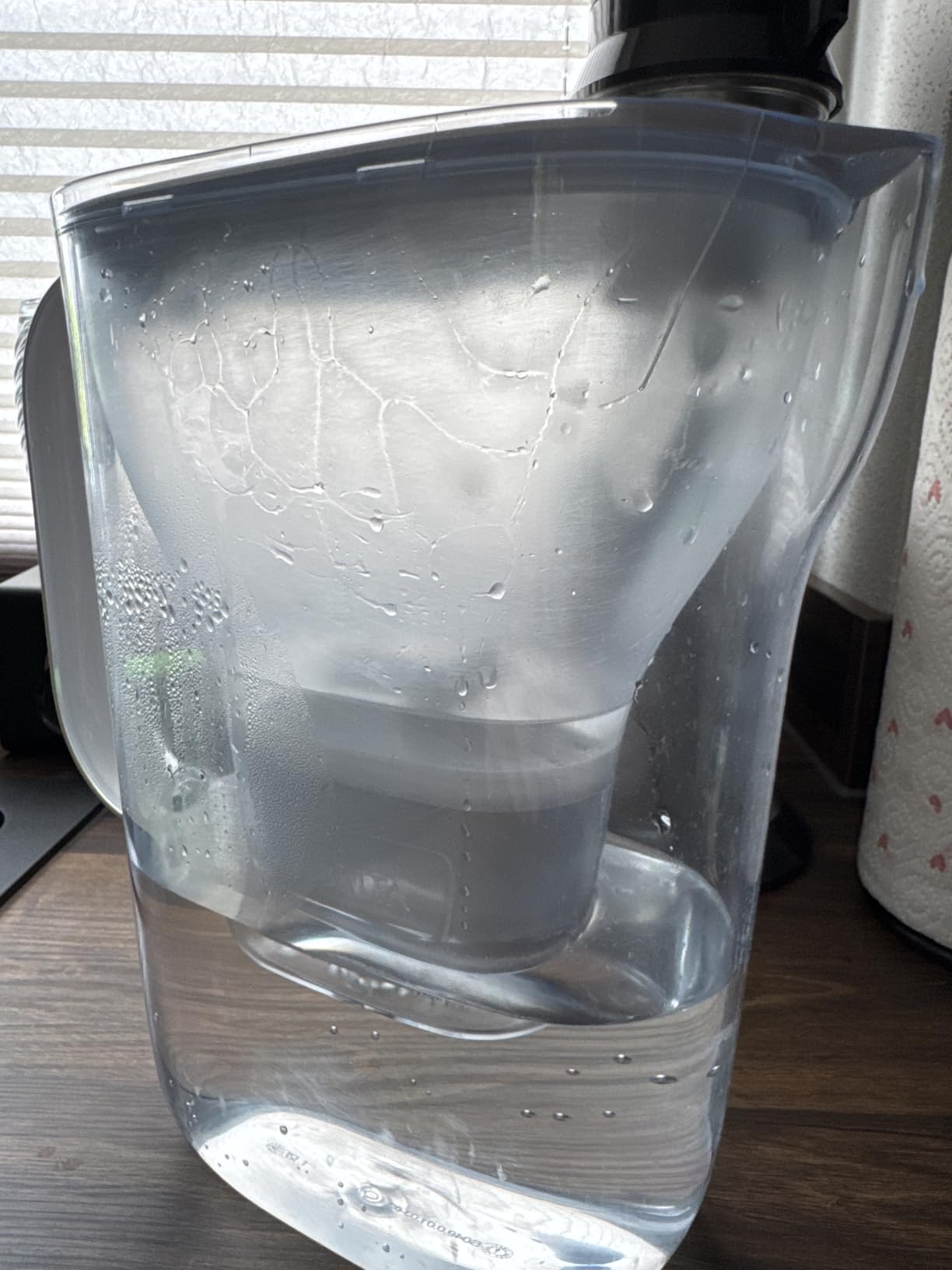 BRITA Tischwasserfilter Style Essential Sand Pure Performance Kanne